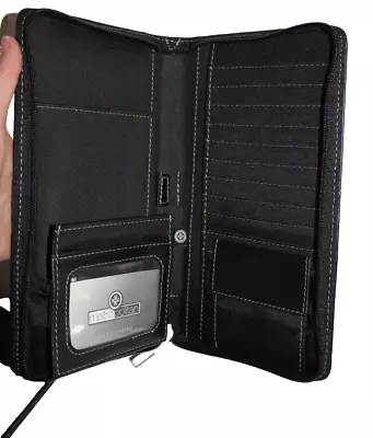 9  X 5.5  Leed’s Metropolitan Deluxe Leather Travel Wallet Great Gift Organizer • $23.94