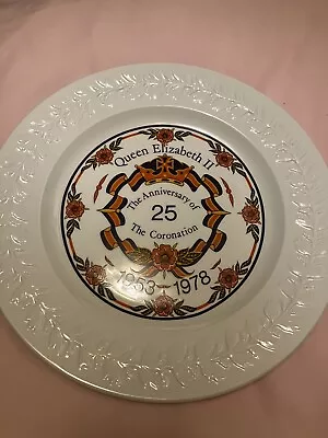 Queen Elizabeth 2 25th Anniversary Of The Coronation Plate By Adams • £10