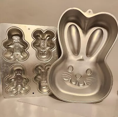 Wilton 1992 Holiday Cake Baking Pan Easter Bunny Rabbit Gingerbread Man Preowned • $9.50