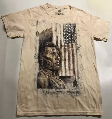 Native American Indian Chief US Flag Patriotic Beige The Mountain T-Shirt S • $29.71