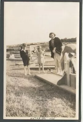 £6.99 • Buy Postcard Herne Bay Nr Whitstable Kent Family Playing Crazy Golf 1935 RP