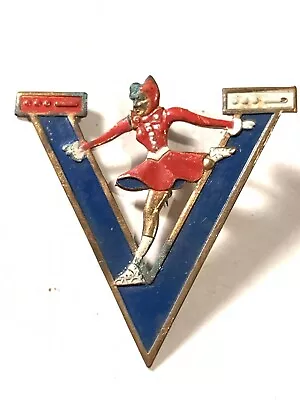 RARE WWII V For Victory Homefront Ice Skate Pin  • $106.25