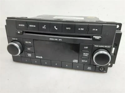 $249.30 • Buy Jeep JK Wrangler OEM AM FM CD Player Radio With Sat P05091228AC 2011 82631