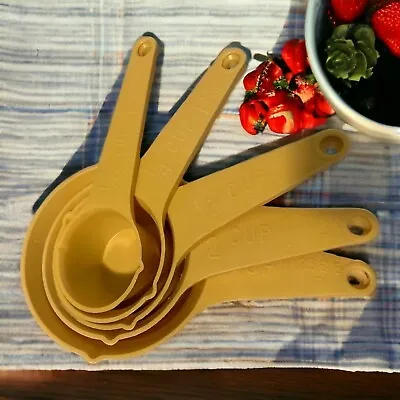  Foley Measuring Cups Harvest Gold Yellow USA Vintage Retro Set Of 5 • $14.99