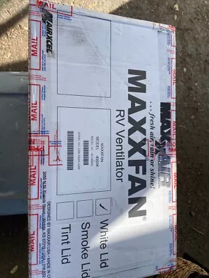 Maxxair 12 Volt DC Fan Powered Roof Vent W/ Thermostat RV Motorhome 00-04000K • $125