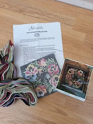 Glorafilia  Garland Tapestry Kit Needlepoint Kit 15 X 15cm GL495 Victorian Mini • £16.99