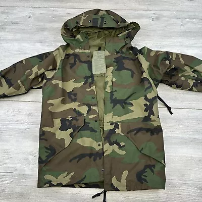 Military Issue Cold Weather Parka Mens Small Green Woodland Camoflauge Goretex • $99.99