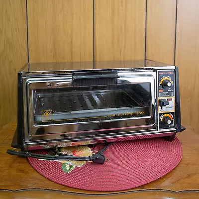 GE Toaster Oven Vtg Toast N' Broil Toast-R-Oven A13T26 Chrome Woodgrain W Trays • $44.99