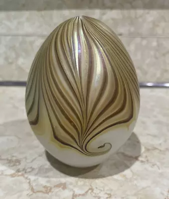 Vntg 1981 Vandermark Iridescent Pulled Feather Swirl Design Egg Shaped Art Glass • $39.99