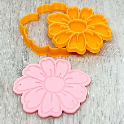 $11.95 • Buy Daisy Flower Cookie Cutter & Fondant Stamp