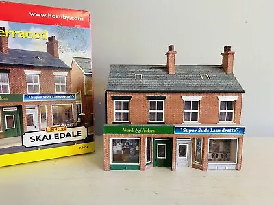 Hornby Skaledale ‘oo' Gauge R9656 Low Relief Terraced Shops A • £34.95