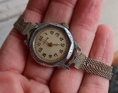 £2.41 • Buy RARE Vintage Antique Metro Wind Up Watch Wristwatch Swiss Fancy 1920's LOOK NR