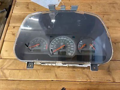 00-02 Volvo S40 Instrument Cluster Speedometer 97 Miles 30638557 Oem • $70