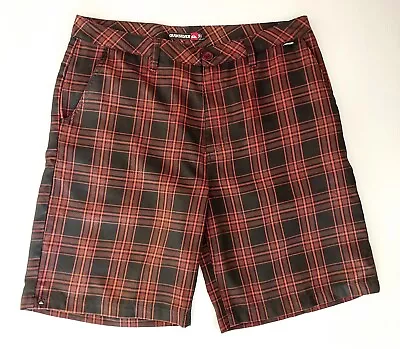 Mens Guys Vintage Quiksilver Black & Rust Plaid Chino Board Shorts Size 36 • $29