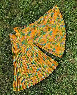 Flamboyant Vintage 1960’s Psychedelic Print Palazzo Pants W Knife Pleats  • $395