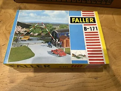 Faller B-171 Ho Scale Single Track Level Crossing Model Railway Layout Kit Nos • £19.99
