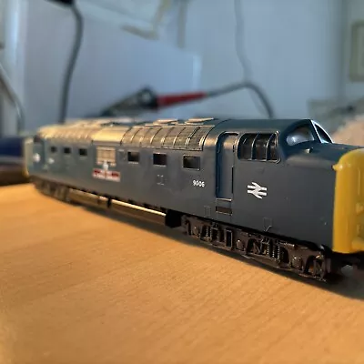 LIMA Class 55 Deltic 9006 “The Fife & Forfar Yeomanry” In BR Blue OO Gauge • £13.50