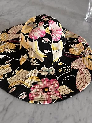 Reversible Floral Summer Hat • $5
