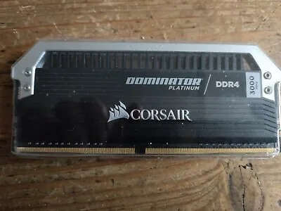 Corsair Dominator Platinum 8 GB DDR4-3000 RAM • £25