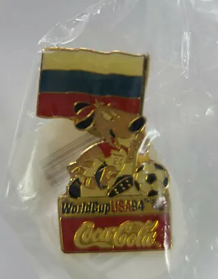 $10.45 • Buy Wolrd Cup USA '94 CocaCola Pin RUSSIA Soccer Fútbol Mundial