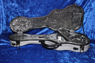 $125 • Buy Pukanala Fibreglass Tenor Ukulele Case