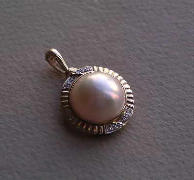 14k Yellow Gold Mabe Pearl And Diamond Bezel Pendant / Slide 5.1 Grams • $455