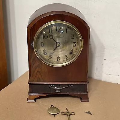 Beautiful Antique Gilbert Bracket Style Mantle Clock W/ Aladdin  Lamp Decor • $210.74