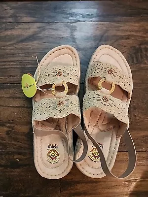 Earth Spirit Willow Sandals Womens 11 Beige Leather Casual Comfort Slingback • $25