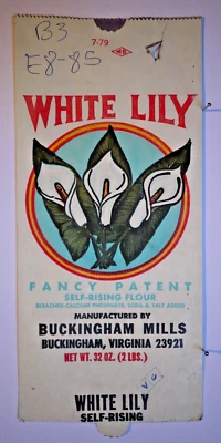 $15 • Buy Vintage Sack Paper Bags - WHITE LILY FLOUR, BUCKINGHAM MILLS, BUCKINGHAM VA 1979