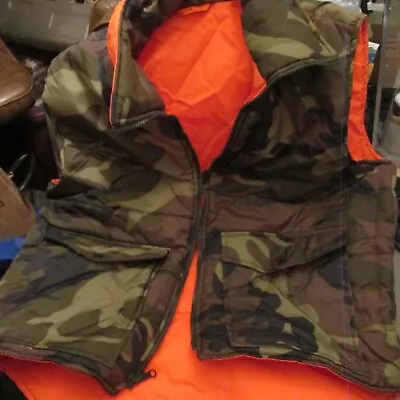 Vintage Duck Frog Camo/orange Reversible Hunting Vinyl Zip Jacket Vest Med • $10