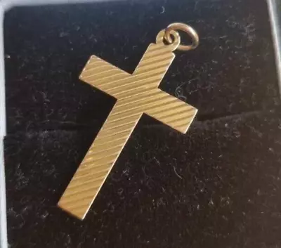 Vintage 9ct Gold Cross Pendant • £10.50