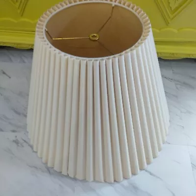 Vintage Stiffel Style Ivory Pleated Accordian Scalloped Linen Paper Lamp Shade • $31.49