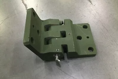 Caimen-mrap Bae 6438412-02m1 Hinge Door Assy R.h 14198115 2510-01-569-6489 • $2249