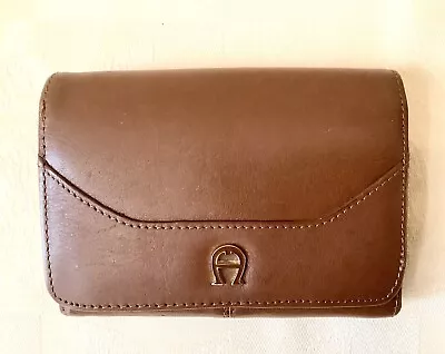 VINTAGE Etienne Aigner Signature Cognac Genuine Leather Women’s Wallet NWOT • $34.99