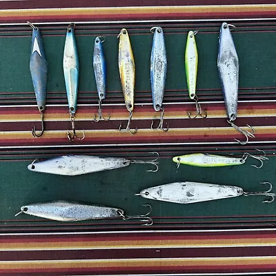 Lot Of 11 Vintage Fishing Lures Jigs Salas YOYO Schnabel Hook Up Dart • $12.50