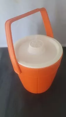 Vintage RUBBERMAID Ice Bucket W/ Lid Handle Orange 2260 Excellent Condition  • $24.95