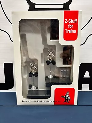 Z-Stuff O Gauge Crossing Signal Pair W/ (2) Block Signal Detectors DZ-1020 • $139.99