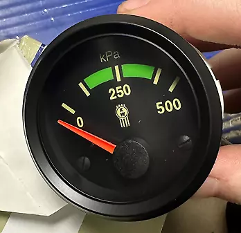 GENUINE KENWORTH Oil Pressure Gauge 500 KPA Black. Part No 72504 • $47.08