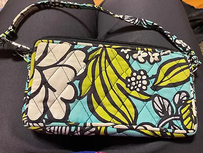 Vera Bradley Wristlet Zippered Mini Bag 7x4x2 Quilted Island Blooms EUC! • $9.99