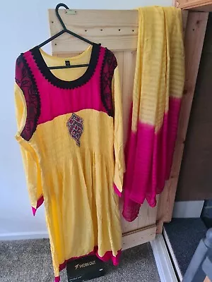 Pakistani Clothes • £8