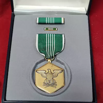 US Military Merit Medal Lapel Pin Ribbon Box Set Army (17CR1) • $24.99