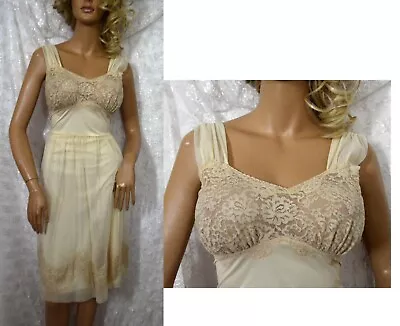 VTG Evette Ivory FANCY LACE Chiffon Negligee Gown Nightgown 34 S • $39.99