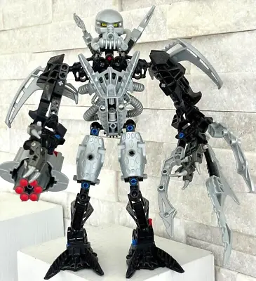Bionicle Warriors Hydraxon 8923 .  Complete  . • $86