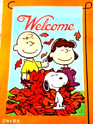 PEANUTS GANG Autumn THANKSGIVING   WELCOME   Sm Garden Flag SNOOPY   • $12.99