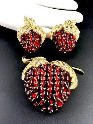 Nwt Ciner 18k Gp Ruby Cabochon Rhinestone Strawberry Brooch Clip Earrings Set • $499.95