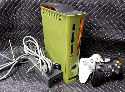 Xbox 360 SPECIAL EDITION HALO 3 GREEN CONSOLE With 2 CONTROLLERS WORKS GREAT ! • $199.99