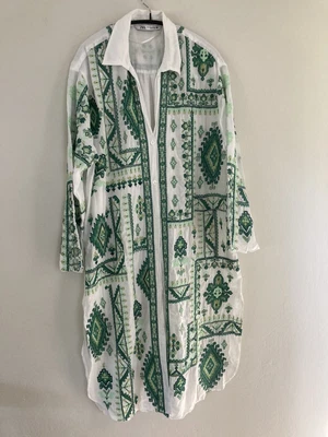 $39 • Buy ZARA WHITE & GREEN LONG SHIRT / Dress EMBROIDERED Tunic SiZE M Boho Lightweight