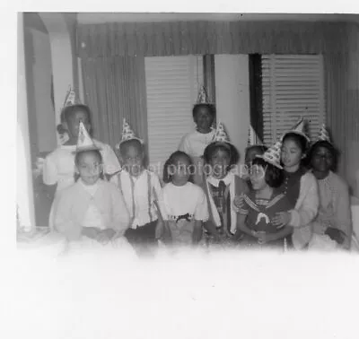 FOUND FAMILY PHOTOGRAPH Black  + White VINTAGE Original 44 LA 93 G • $12.99