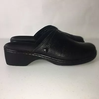 Clarks Women’s Mule Size 6.5 M Black Heal Clogs Leather Uppers Slide On • $25.99