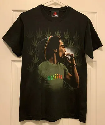 Bob Marley Smoking Weed Blunt Reggae Rasta Zion Black Graphic Shirt Men's Small • $11.99